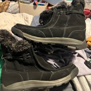 Lands end furry boots black